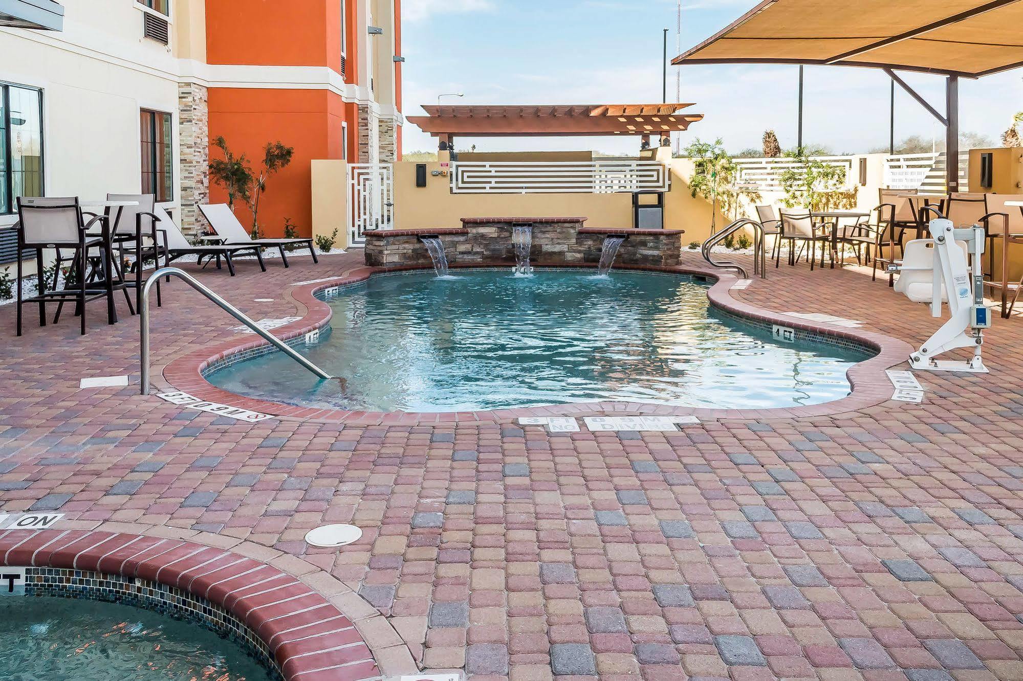 Mainstay Suites Edinburg Luaran gambar